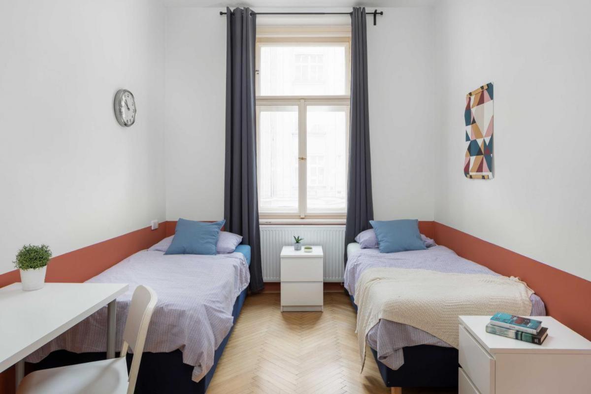 Letna Apartments Прага Екстер'єр фото