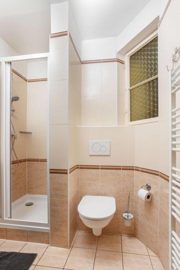 Letna Apartments Прага Екстер'єр фото