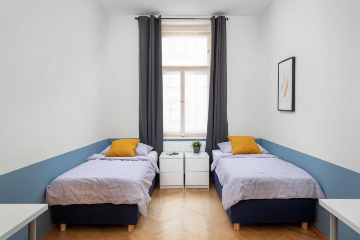 Letna Apartments Прага Екстер'єр фото