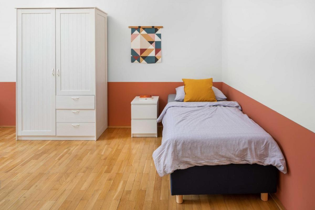 Letna Apartments Прага Екстер'єр фото