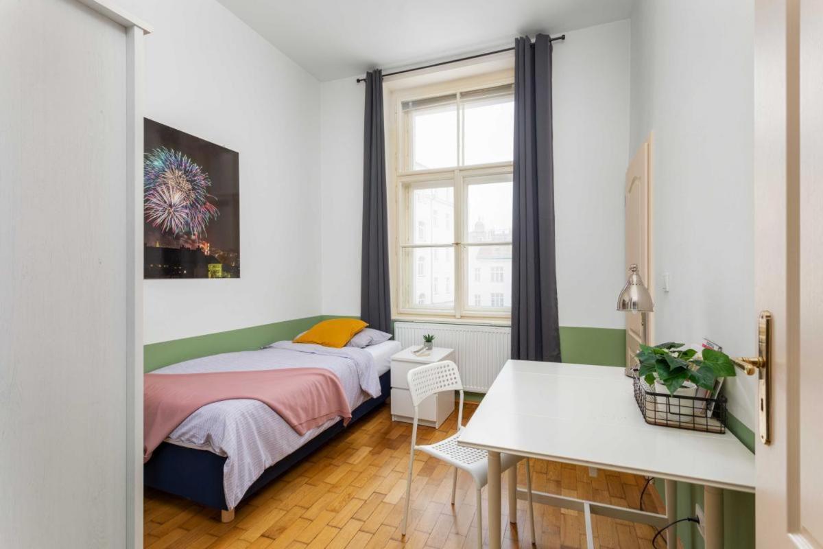 Letna Apartments Прага Екстер'єр фото