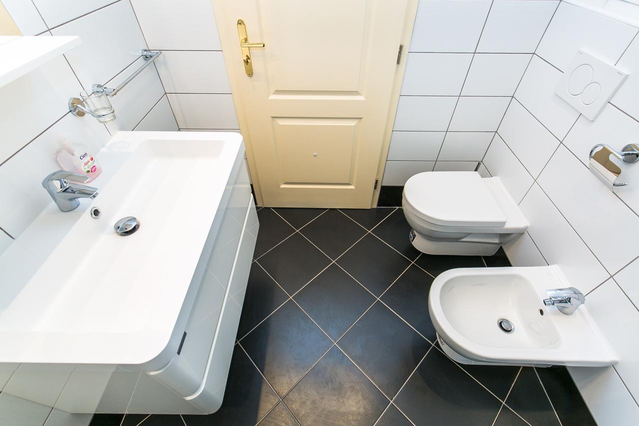 Letna Apartments Прага Екстер'єр фото